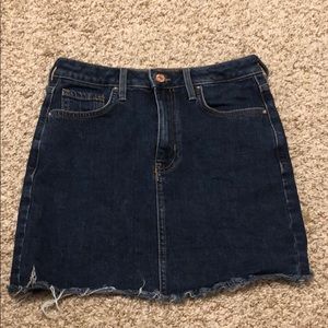F21 distressed jean skirt